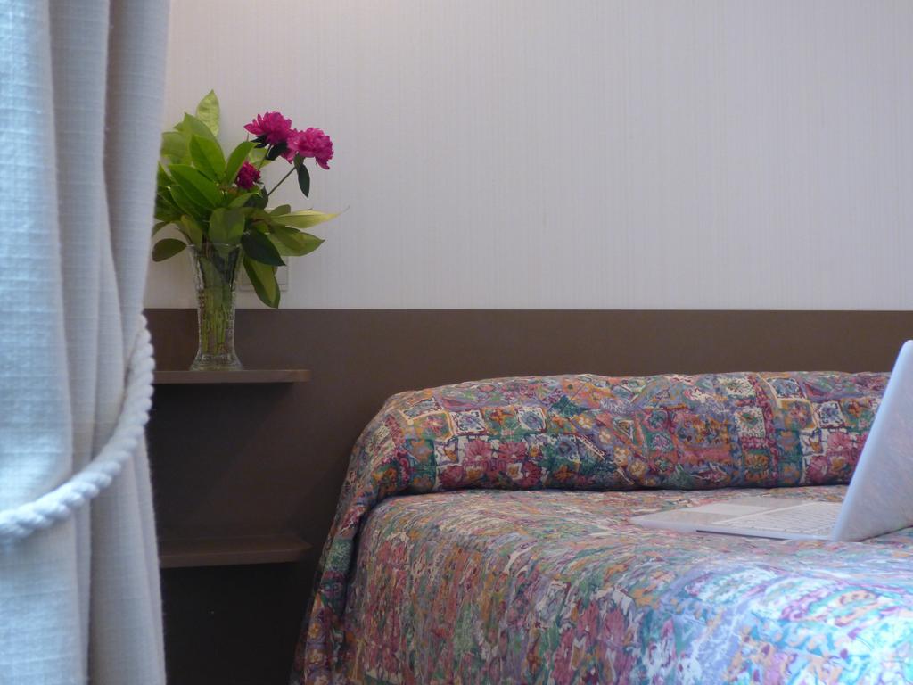 Hotel Saint Jean Vals-les-Bains Dış mekan fotoğraf