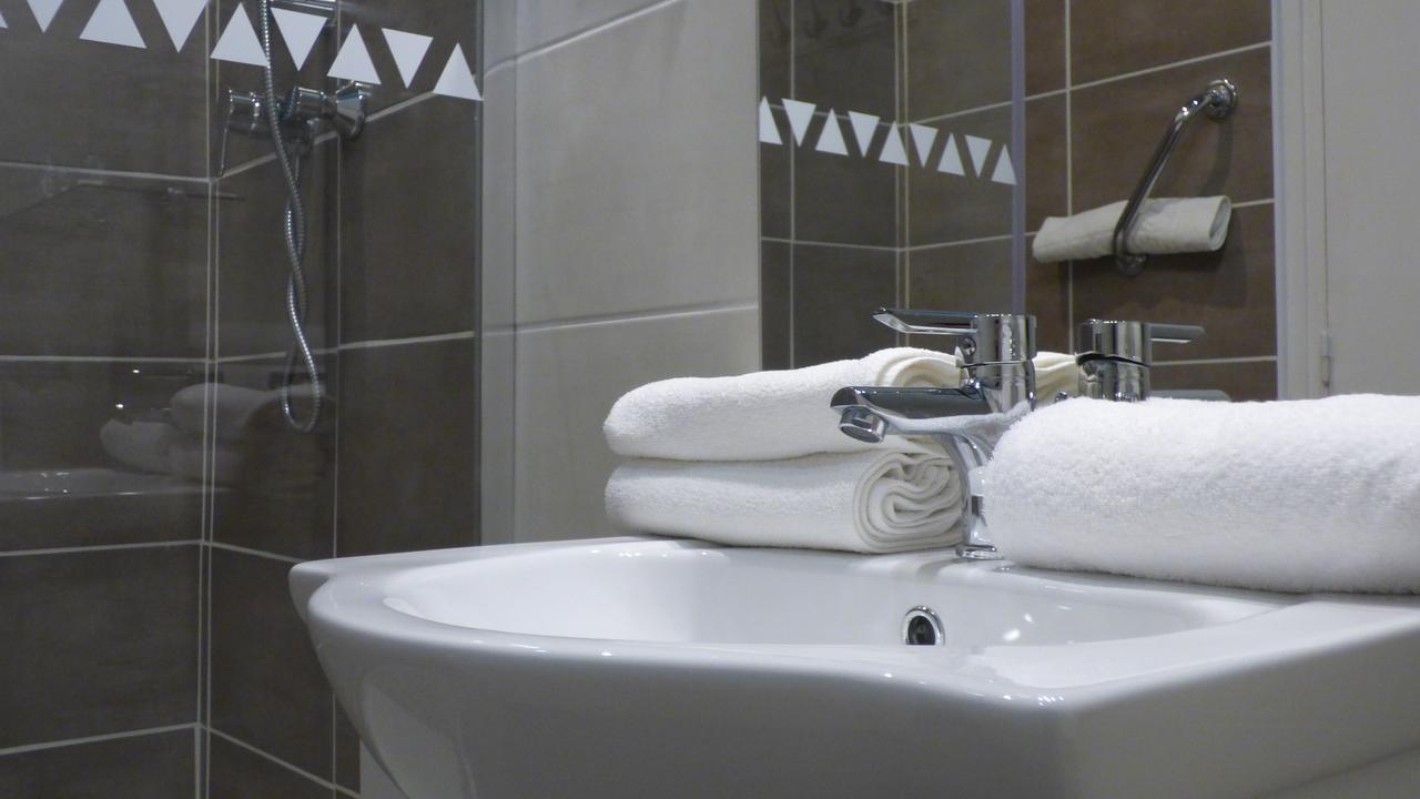 Hotel Saint Jean Vals-les-Bains Dış mekan fotoğraf
